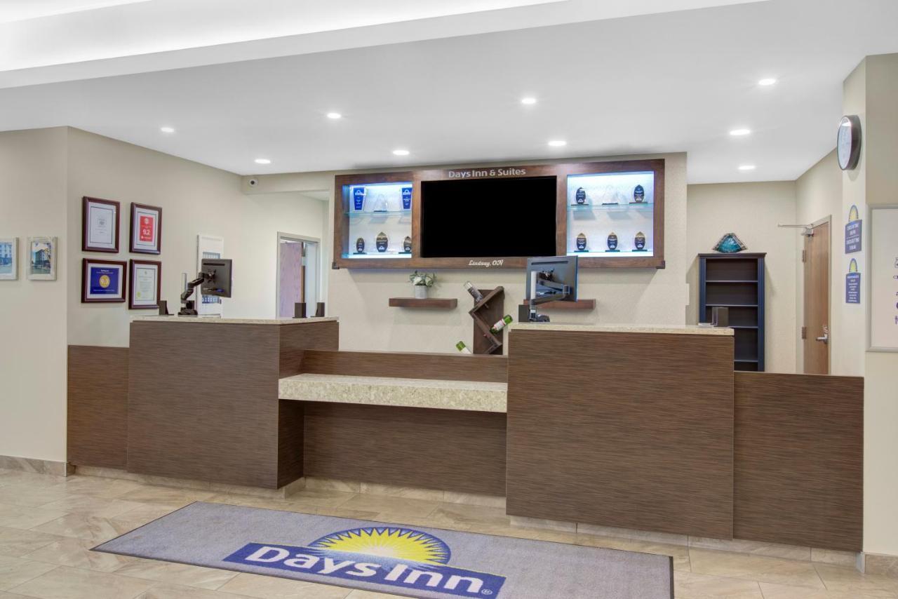 Days Inn & Suites By Wyndham Lindsay Exterior photo